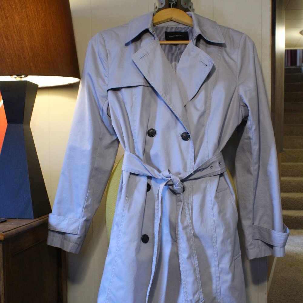 Like New Lightweight Dove Gray Trenchcoat